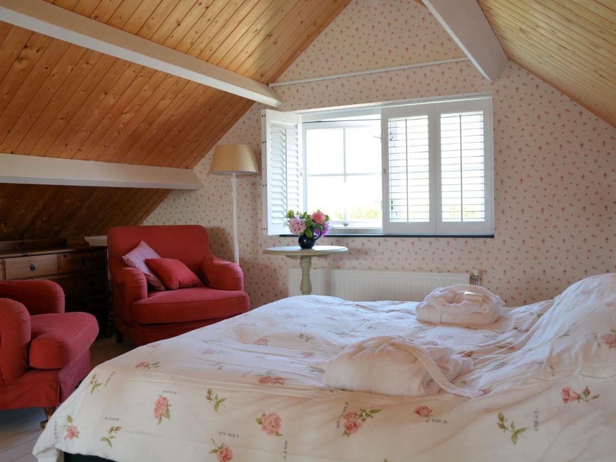 Stunning Holiday Home In Noordwijk Near Beach Екстериор снимка